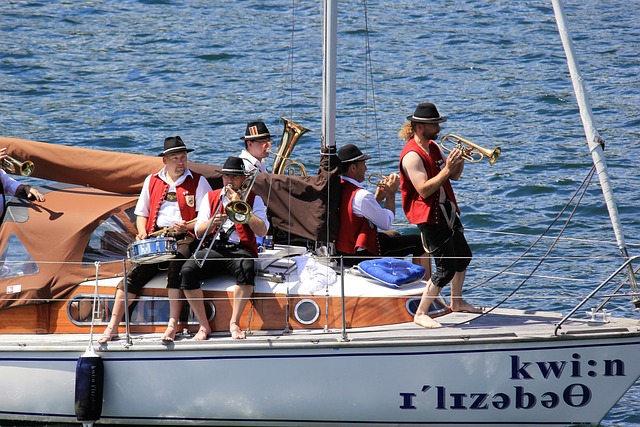 此次比赛不 此次比赛不